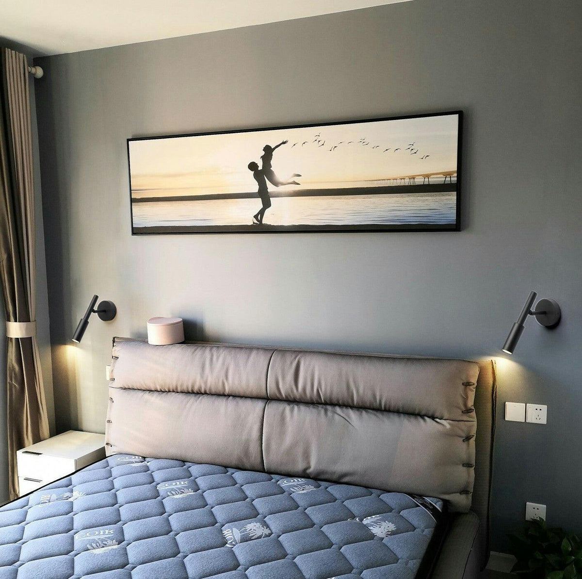 Minimalist Aluminum Accent Lamp